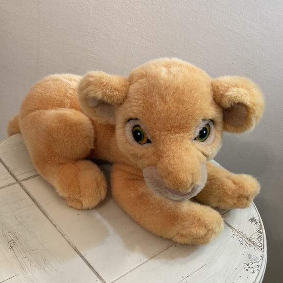 Lion king Disney store plush Nala 90’s - Picture 8 of 8